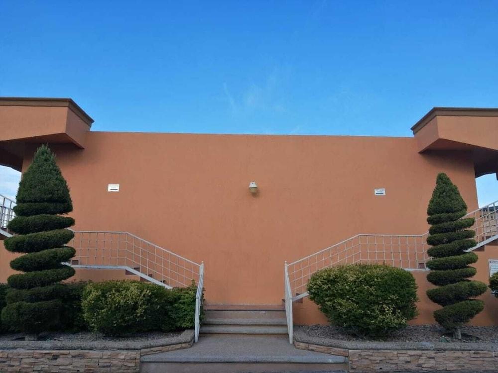 El Cason Hotel 4*