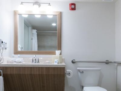 Hotel Express & Juventud By Ihg