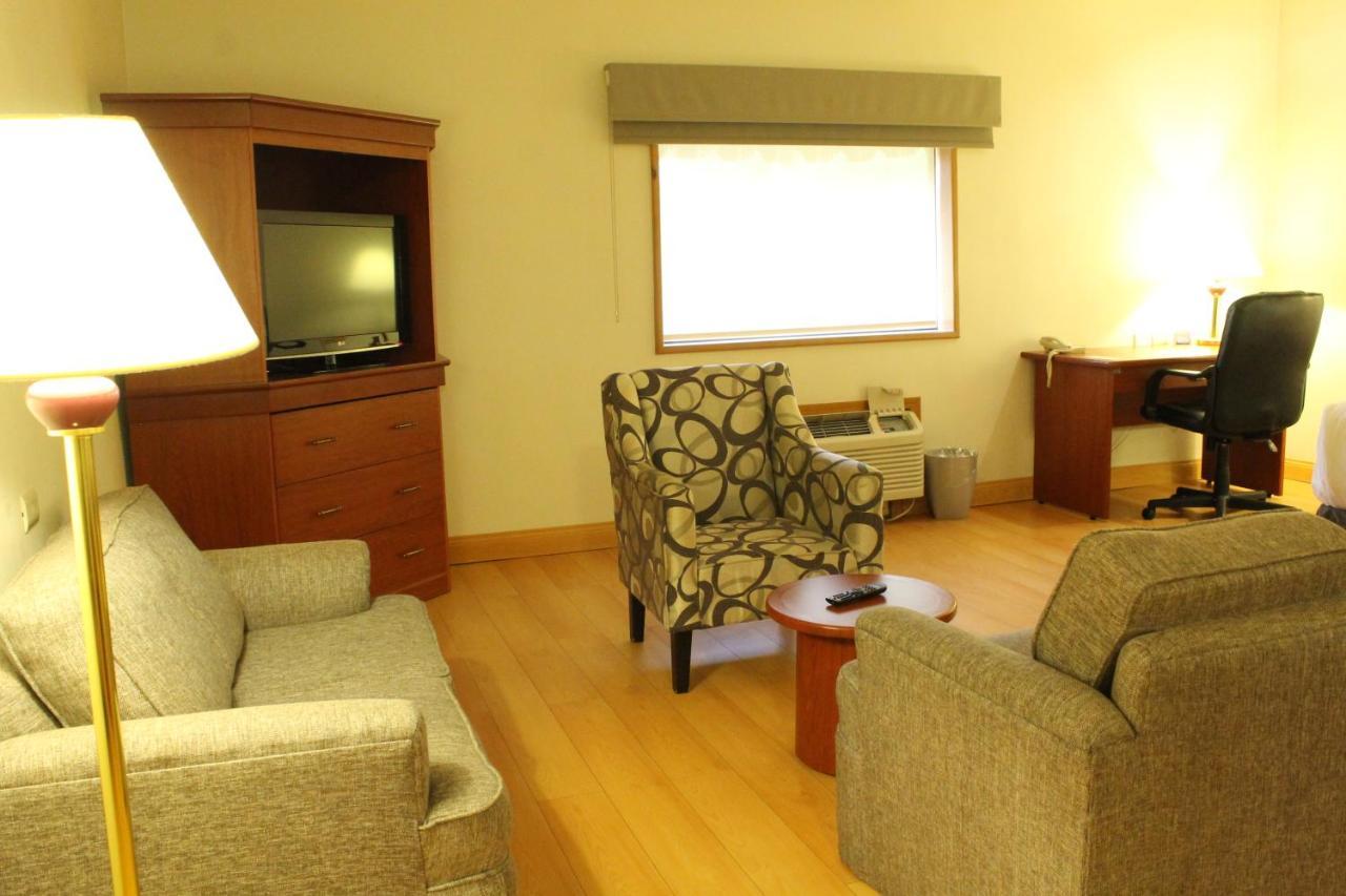 Express By Ihg Chihuahua