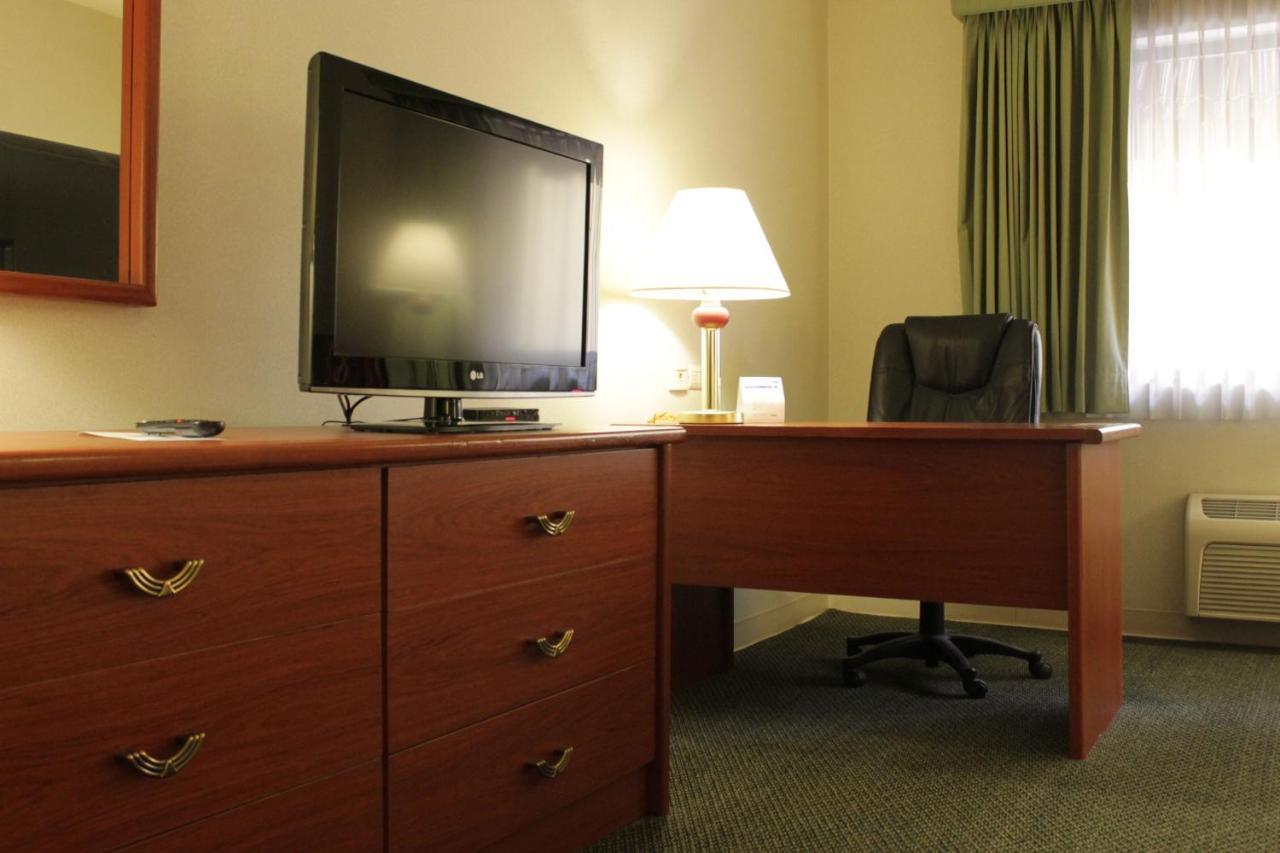 Express By Ihg Hotel