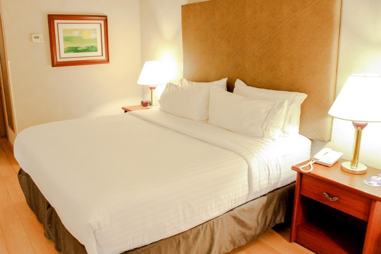 Express By Ihg 4*