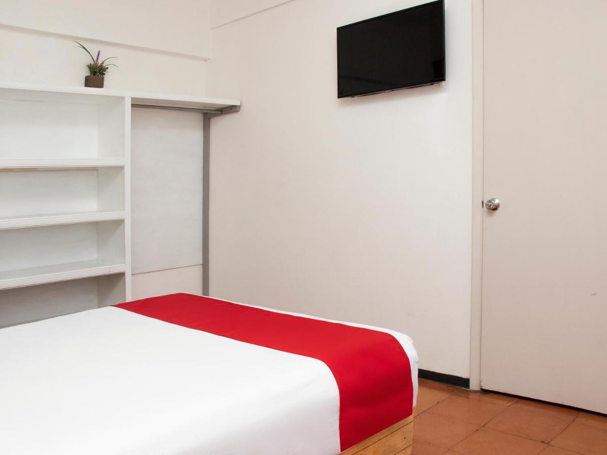 Allende 104 Hotel 2*