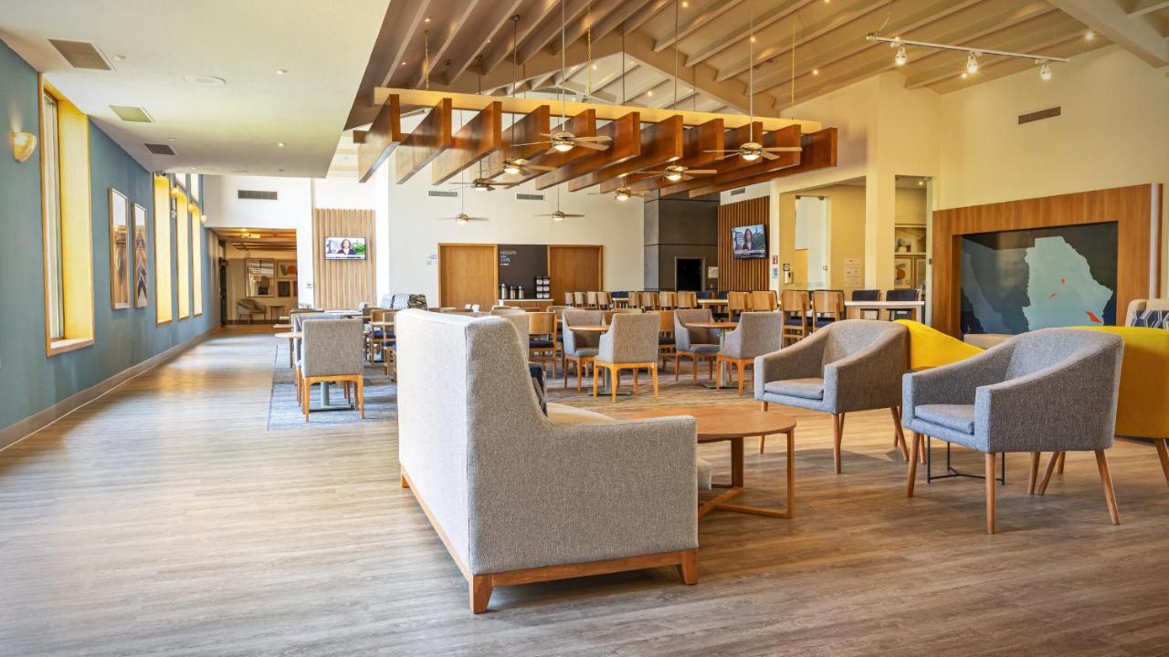 Express By Ihg 4*