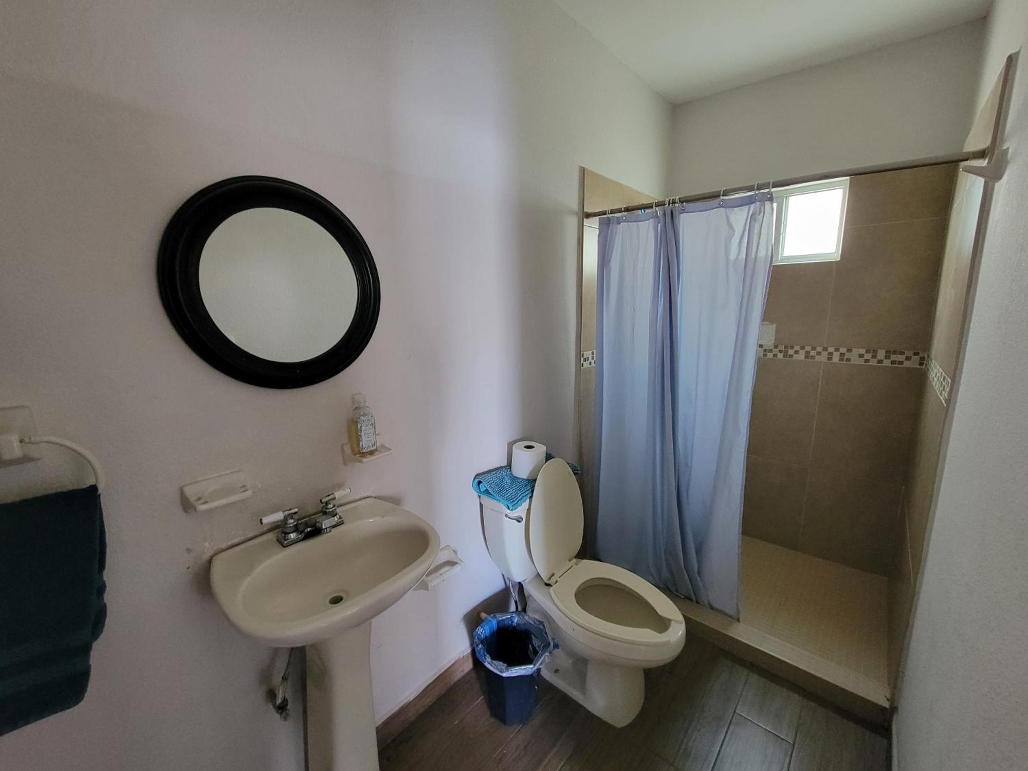 Departamento Empresarial Cerca De Zona Industrial Apartment *