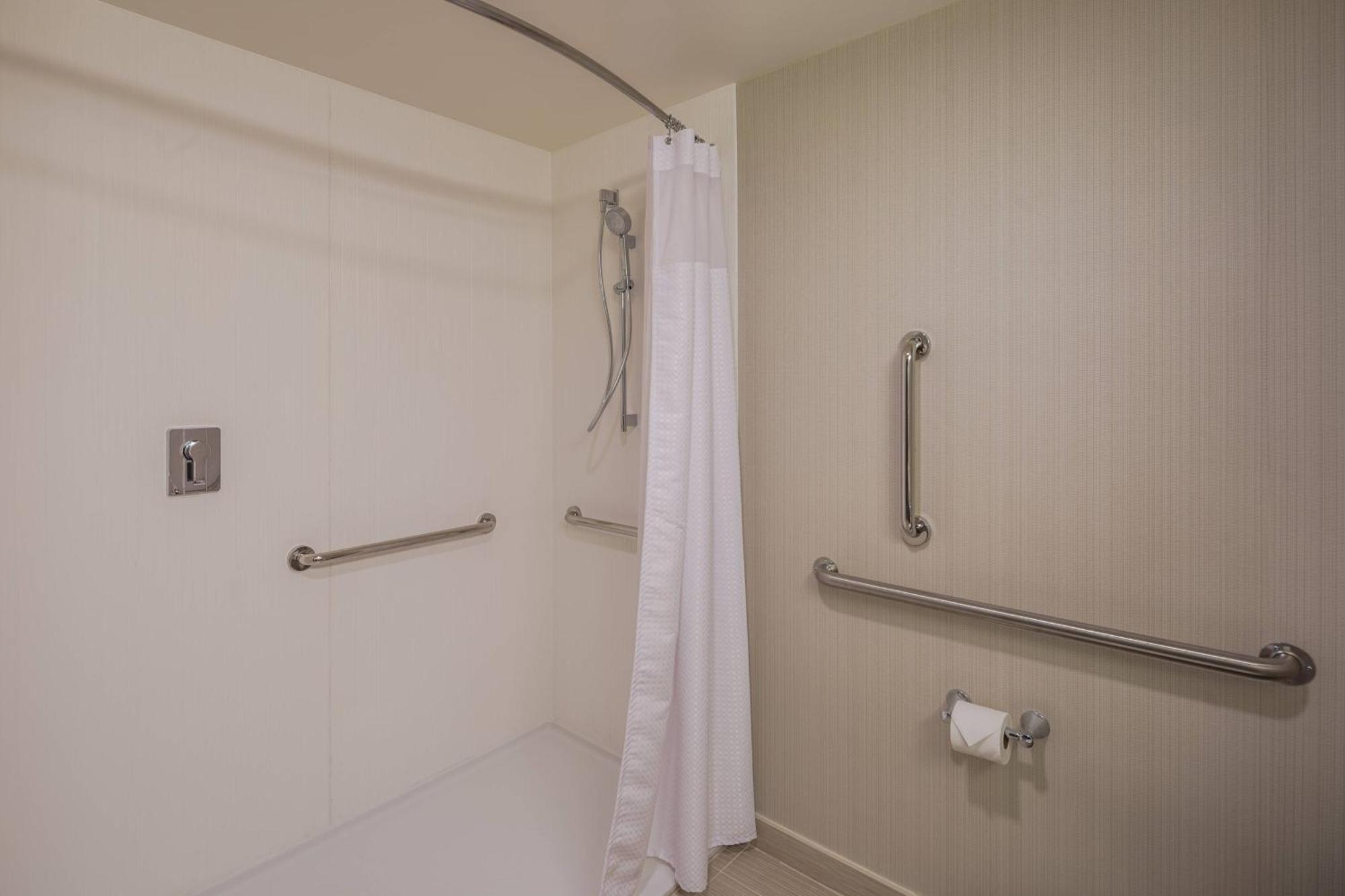 Hotel Courtyard By Marriott